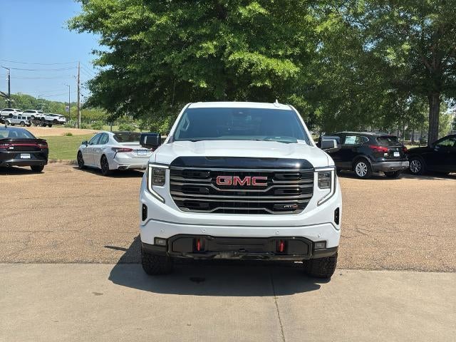 2025 GMC Sierra 1500 Crew Cab Short Box 4-Wheel Drive AT4