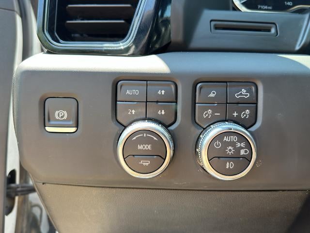 2025 GMC Sierra 1500 Crew Cab Short Box 4-Wheel Drive AT4