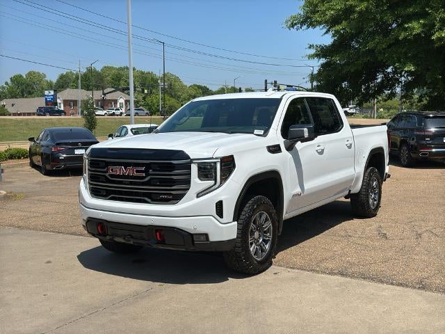 2025 GMC Sierra 1500 Crew Cab Short Box 4-Wheel Drive AT4