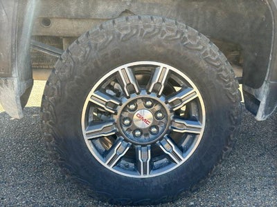 2025 GMC Sierra 1500 Crew Cab Short Box 4-Wheel Drive AT4