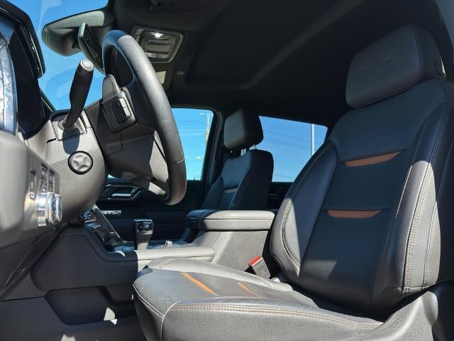 2025 GMC Sierra 1500 Crew Cab Short Box 4-Wheel Drive AT4