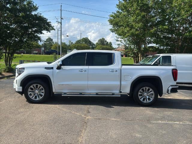 2023 GMC Sierra 1500 Crew Cab Short Box 4-Wheel Drive Denali