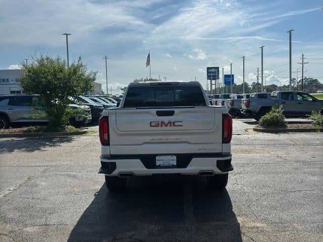 2023 GMC Sierra 1500 Crew Cab Short Box 4-Wheel Drive Denali