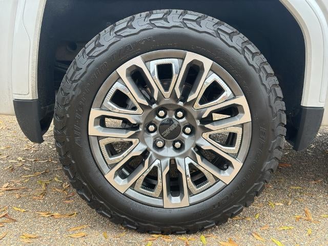 2023 GMC Sierra 1500 Crew Cab Short Box 4-Wheel Drive Denali Ultimate