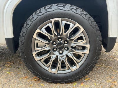 2023 GMC Sierra 1500 Crew Cab Short Box 4-Wheel Drive Denali Ultimate