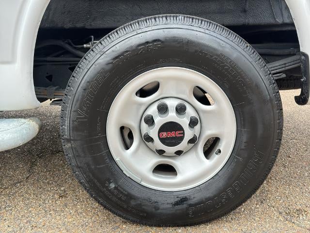 2024 GMC Savana Cargo Van 2500 Regular Wheelbase Rear-Wheel Drive