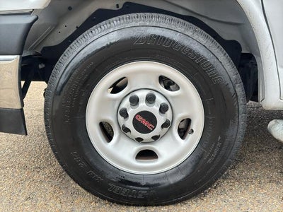 2024 GMC Savana Cargo Van 2500 Regular Wheelbase Rear-Wheel Drive