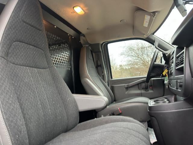 2024 GMC Savana Cargo Van 2500 Regular Wheelbase Rear-Wheel Drive