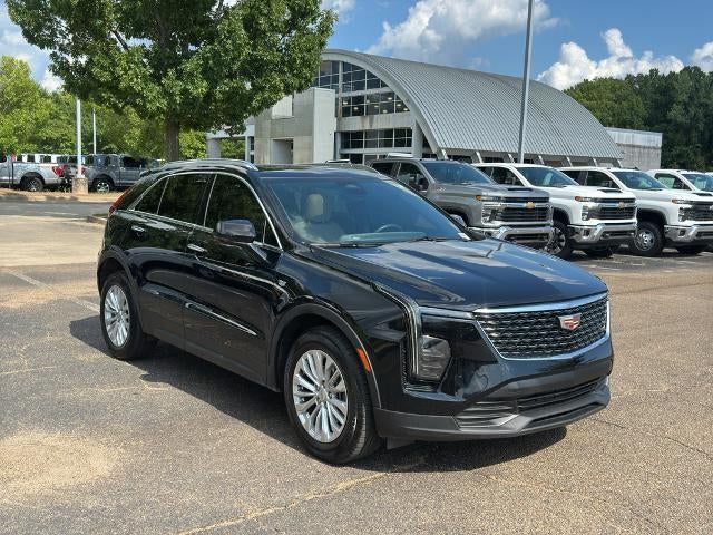2024 Cadillac XT4 FWD 4dr Luxury