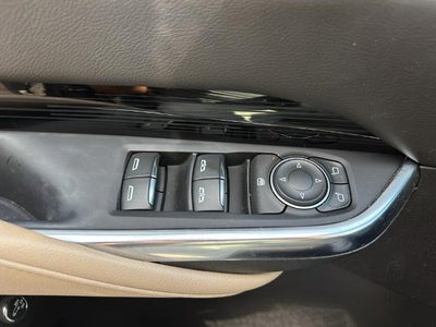 2024 Cadillac XT4 FWD 4dr Luxury