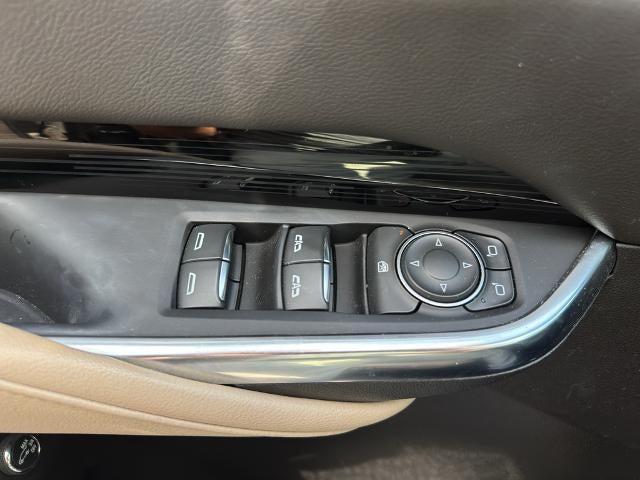 2024 Cadillac XT4 FWD 4dr Luxury