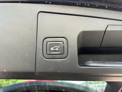 2024 Cadillac XT4 FWD 4dr Luxury