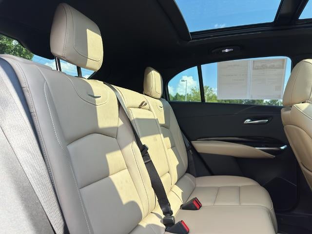 2024 Cadillac XT4 FWD 4dr Luxury