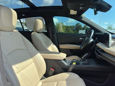 2024 Cadillac XT4 FWD 4dr Luxury