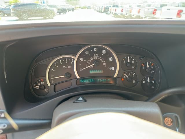 2003 Cadillac Escalade Base