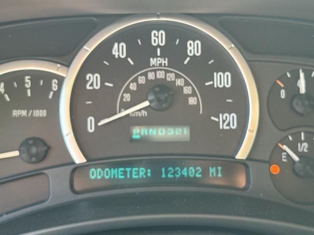 2003 Cadillac Escalade Base