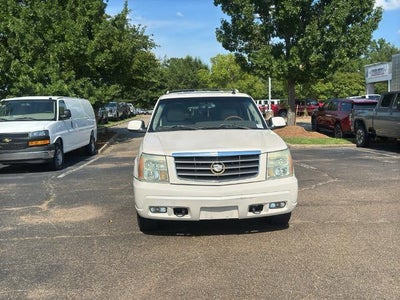 2003 Cadillac Escalade Base