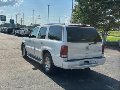 2003 Cadillac Escalade Base