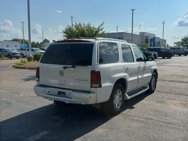 2003 Cadillac Escalade Base