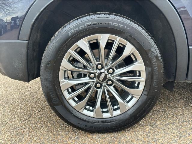 2025 Cadillac XT4 AWD 4dr Premium Luxury