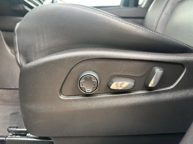 2025 Cadillac XT4 AWD 4dr Premium Luxury