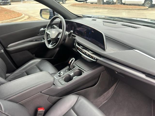 2025 Cadillac XT4 AWD 4dr Premium Luxury