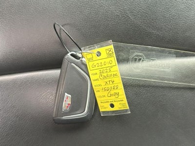 2025 Cadillac XT4 AWD 4dr Premium Luxury