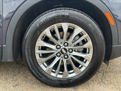 2025 Cadillac XT4 AWD 4dr Premium Luxury