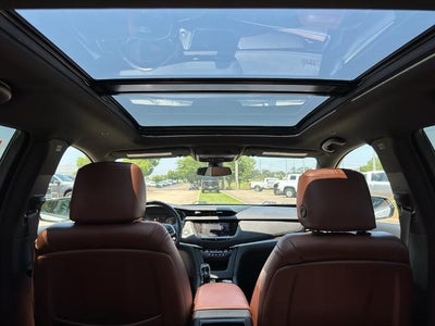 2021 Cadillac XT5 AWD 4dr Premium Luxury