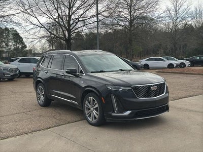 2023 Cadillac XT6 FWD 4dr Premium Luxury