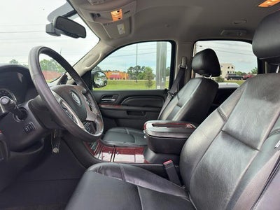 2012 Cadillac Escalade RWD Luxury