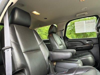 2012 Cadillac Escalade RWD Luxury