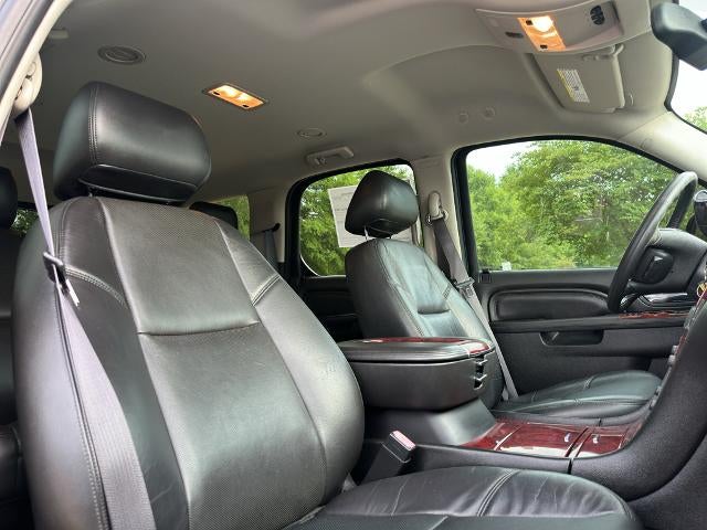 2012 Cadillac Escalade RWD Luxury