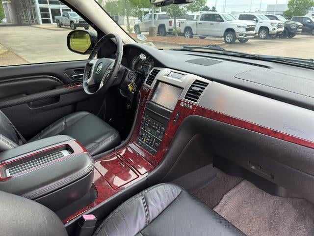 2012 Cadillac Escalade RWD Luxury