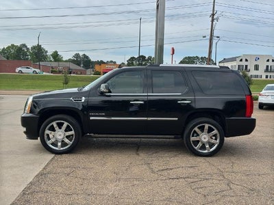 2012 Cadillac Escalade RWD Luxury
