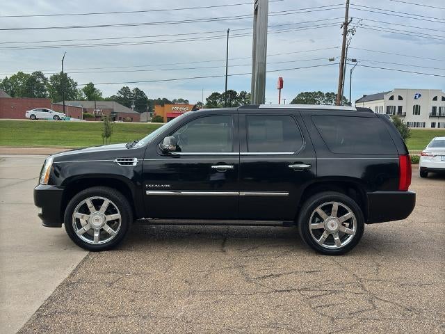 2012 Cadillac Escalade RWD Luxury