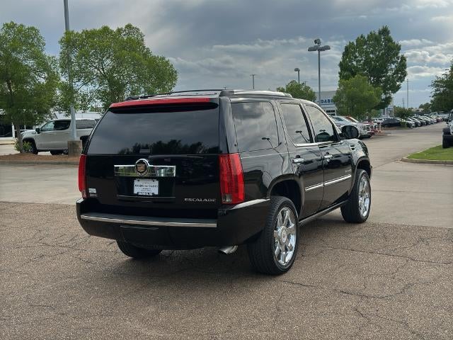 2012 Cadillac Escalade RWD Luxury