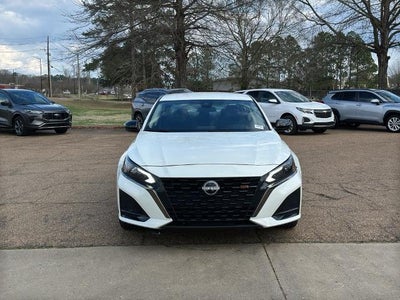 2024 Nissan Altima 2.5 SR Sedan