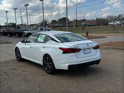 2024 Nissan Altima 2.5 SR Sedan