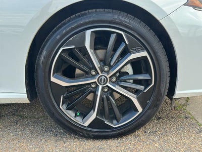 2024 Nissan Altima 2.5 SR Sedan