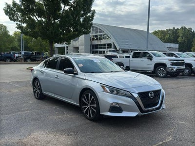 2021 Nissan Altima 2.5 SR Sedan