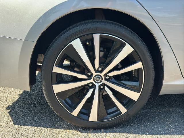 2021 Nissan Altima 2.5 SR Sedan