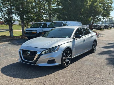 2021 Nissan Altima 2.5 SR Sedan