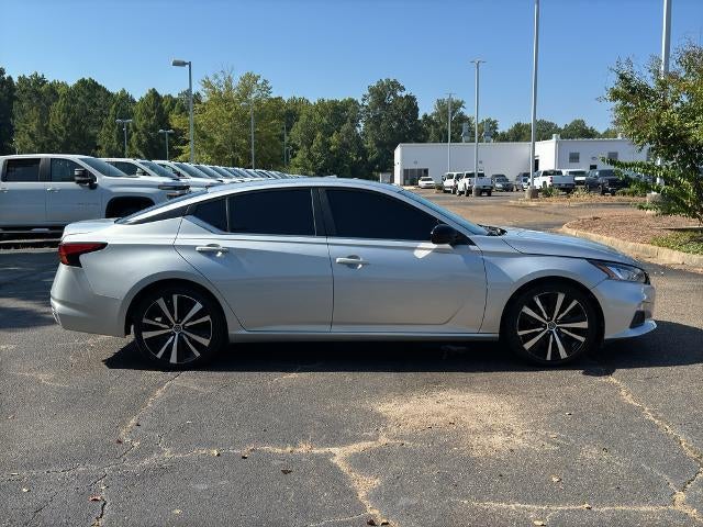 2021 Nissan Altima 2.5 SR Sedan
