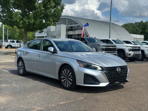 2023 Nissan Altima 2.5 SV Sedan