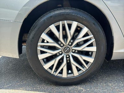 2023 Nissan Altima 2.5 SV Sedan