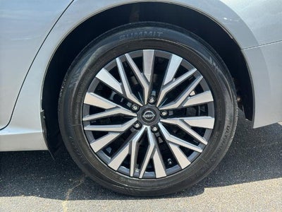 2023 Nissan Altima 2.5 SV Sedan
