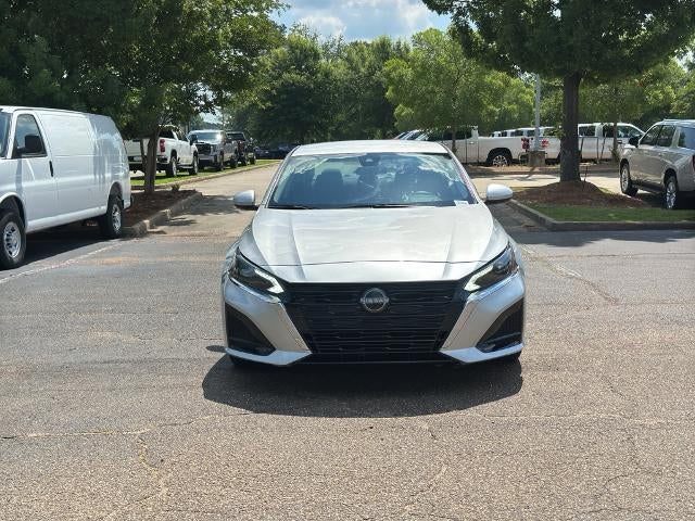 2023 Nissan Altima 2.5 SV Sedan