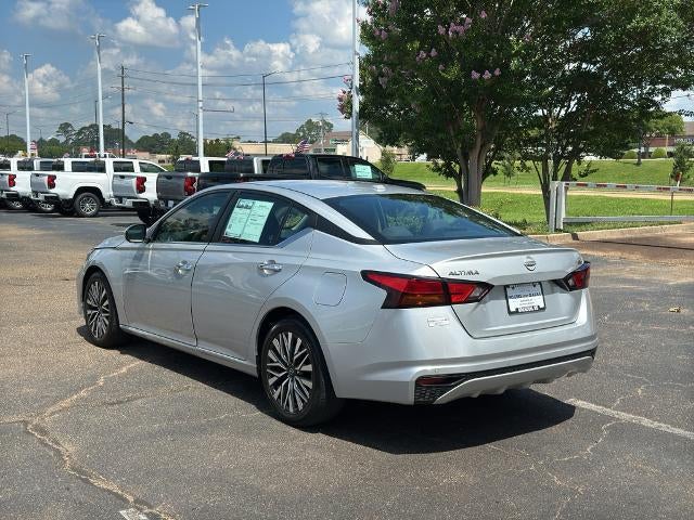 2023 Nissan Altima 2.5 SV Sedan