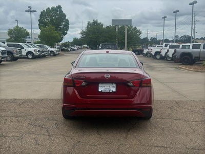 2025 Nissan Altima SV FWD